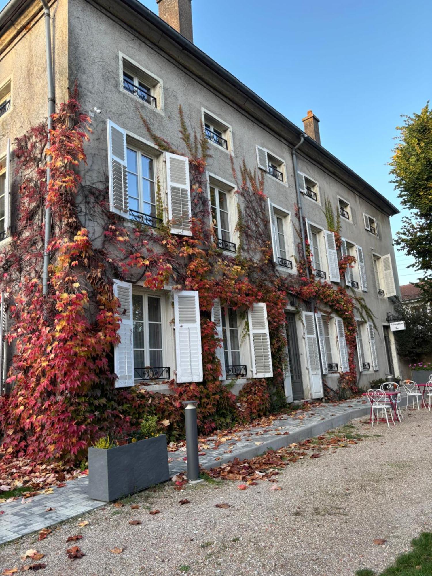 Logis Hotel Du Parc Pont-à-Mousson Exterior photo